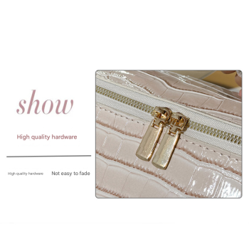 White Chic Croc-Embossed Travel Makeup Case Large Capacity Cosmetic Organizer Bag