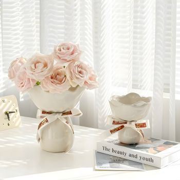 Handcrafted Minimalist Ceramic Vase - Artistic Home Decor Centerpiece(black)