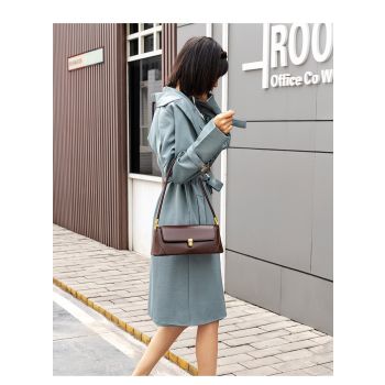 Black Elegant Vintage Baguette Shoulder Bag - Chic PU Leather Underarm Purse with Gold Clasp