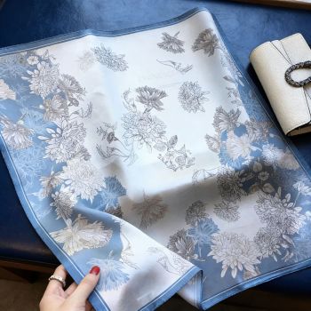 Mulberry Silk Square Scarf for Women - 53x53cm Floral Print Neck Scarf with Gift Box, Soft Lightweight Silk Headscarf for  Birthday, Anniversary - Elegant Gift for Mum, Grandma, Teachers