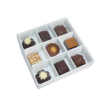 100 Pack of White Card Chocolate Sweet Soap Product Reatail Gift Box - 9 bay 4x4x3cm Compartments  - Clear Slide On Lid - 12x12x3cm