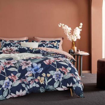 Botanical Susan Microfibre Quilt Cover Set-super king size