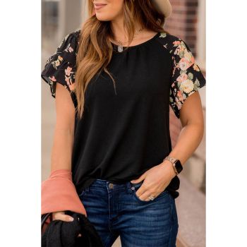 Azura Exchange Tiered Floral Short Sleeve T-Shirt - M