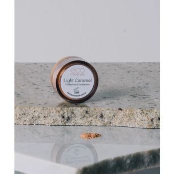 Perfection Dewy Light Caramel 5 gram Jar