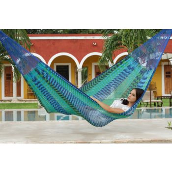 Outdoor undercover cotton Mayan Legacy hammock Family size Caribe